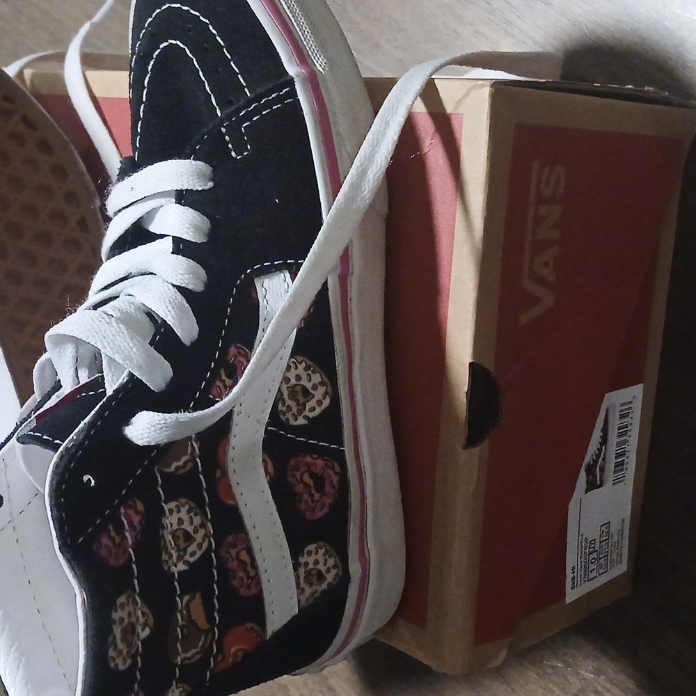 Vans pink and black